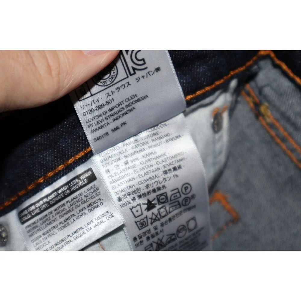 Levi's Strauss & Co. 541 Athletic Taper Men 34x31 Dark Wash Indigo Denim Jeans